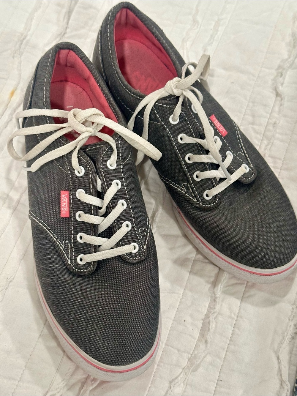Vans Low Top Sneakers in Charcoal with Pink Lining - Picture 7 of 7